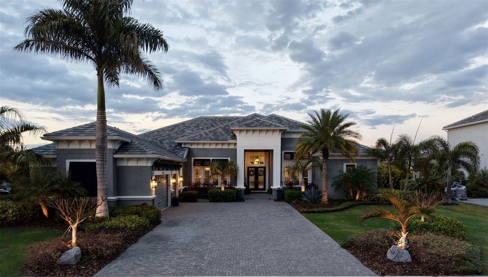 Listing photo id 79 for 813 Manns Harbor Drive