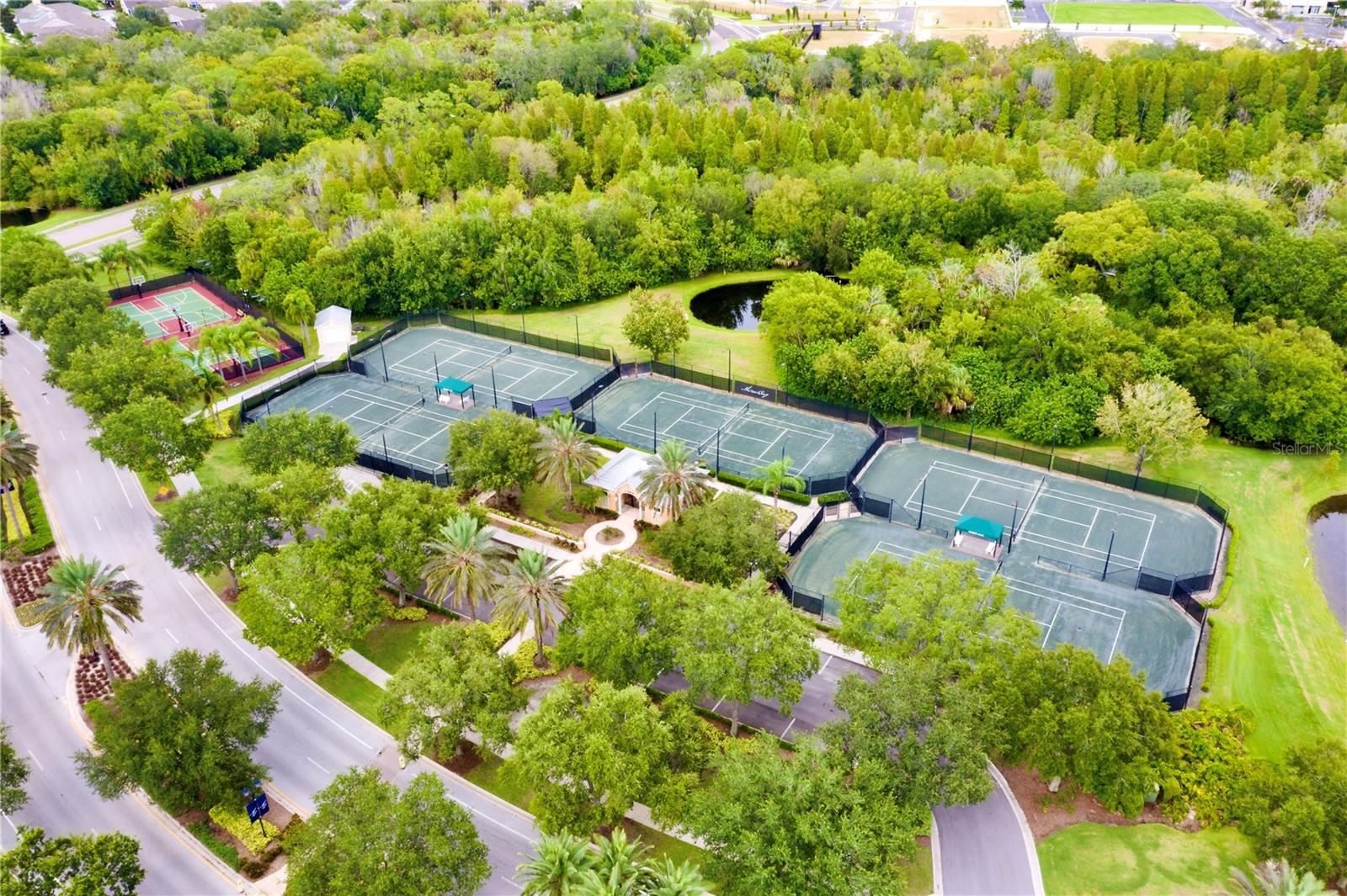 Listing photo id 95 for 813 Manns Harbor Drive