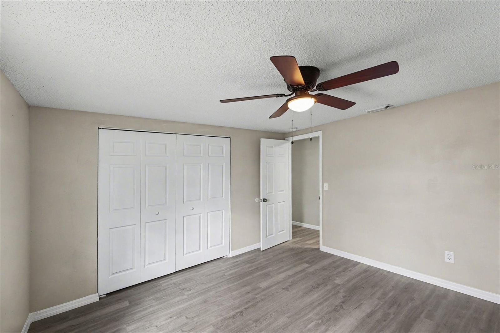 Image 13 of 26 For 6924 21st Avenue