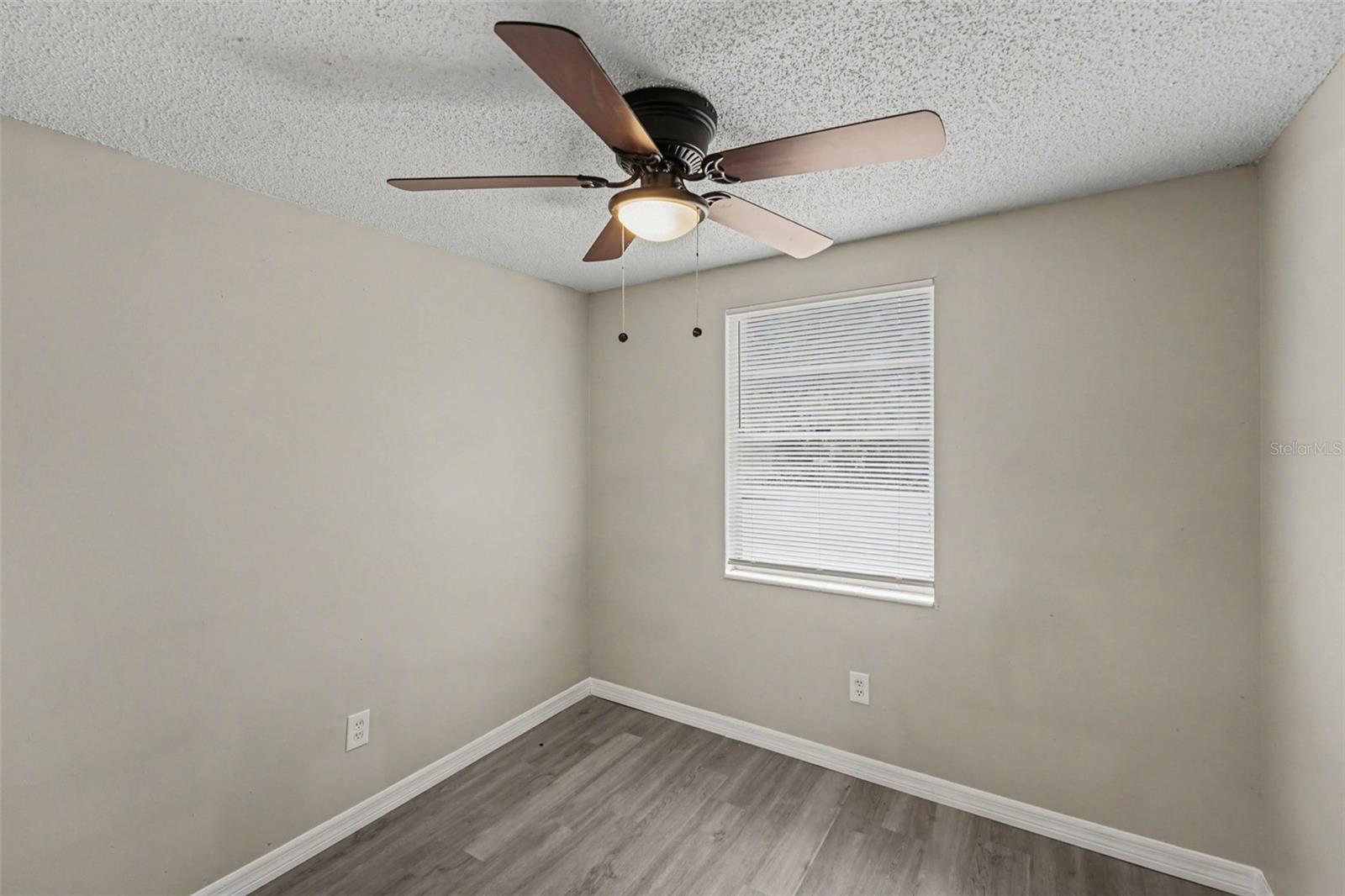 Image 14 of 26 For 6924 21st Avenue