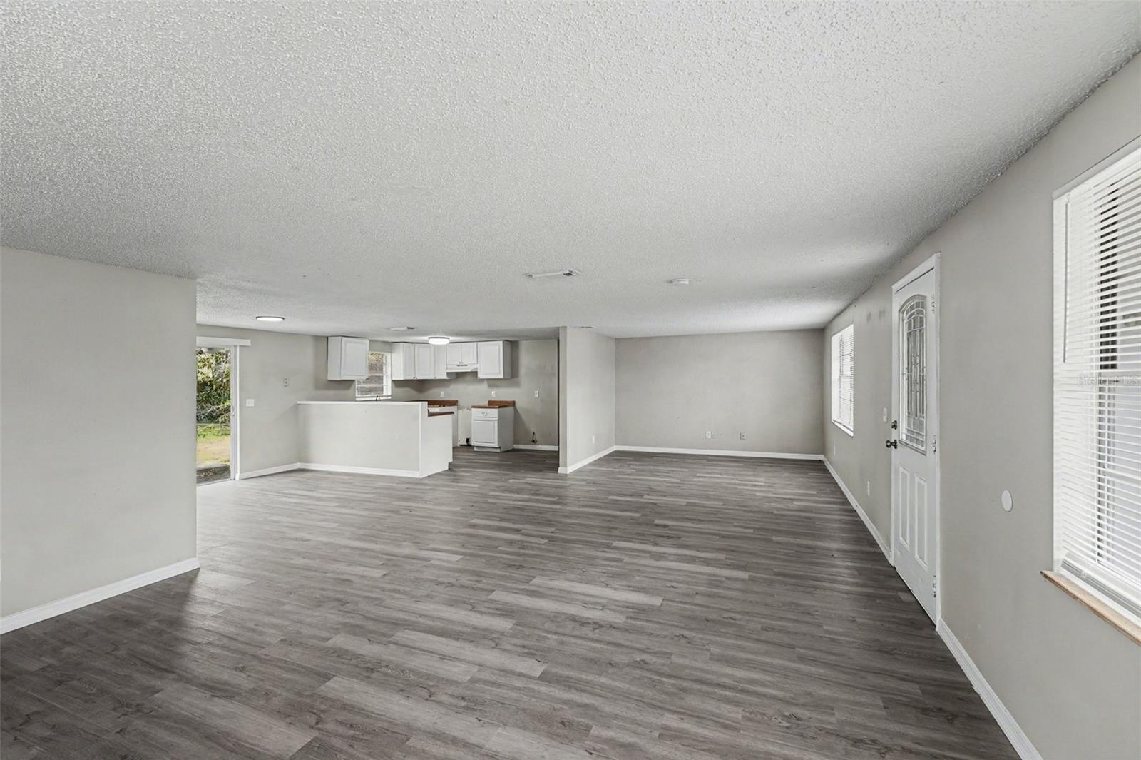 Image 7 of 26 For 6924 21st Avenue