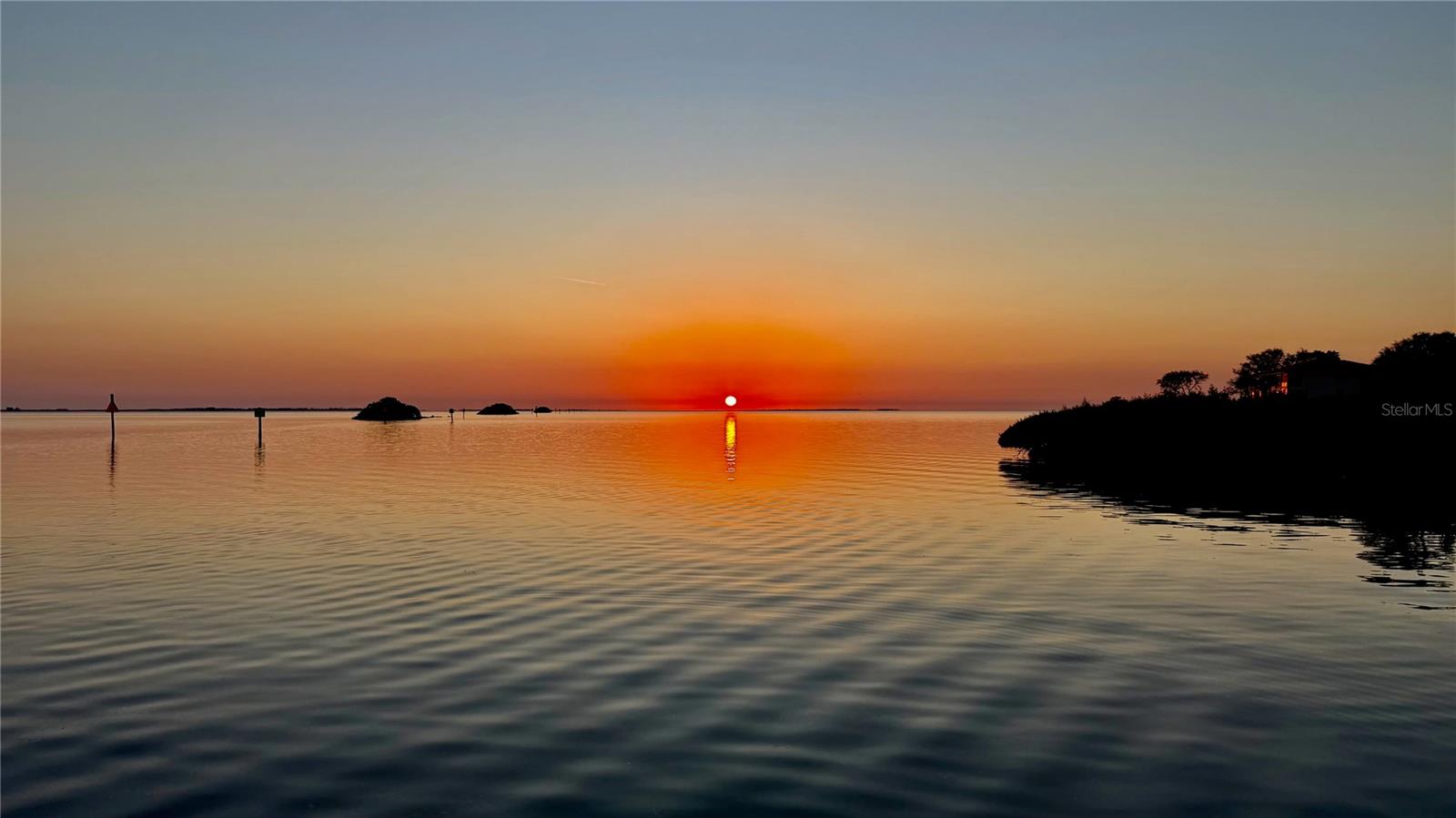 Image 3 of 71 For 1430 Manatee Circle