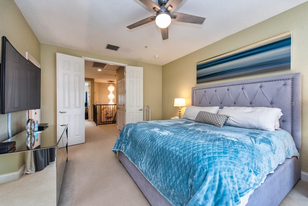 Image 36 of 71 For 1430 Manatee Circle