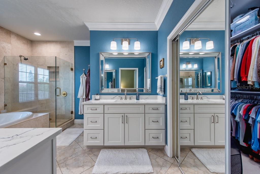 Image 37 of 71 For 1430 Manatee Circle