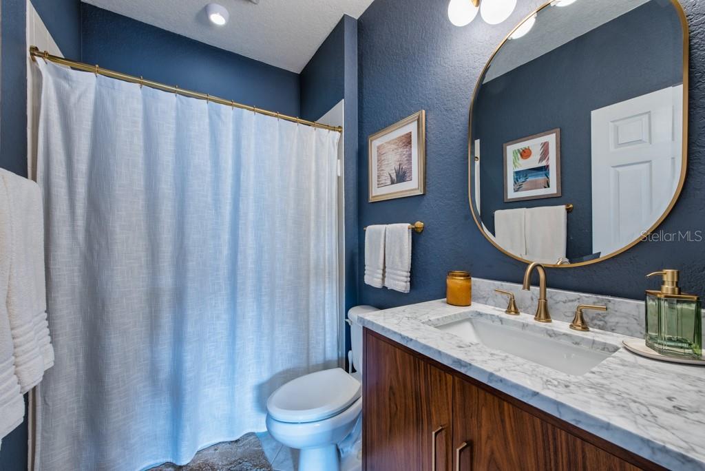 Image 43 of 71 For 1430 Manatee Circle