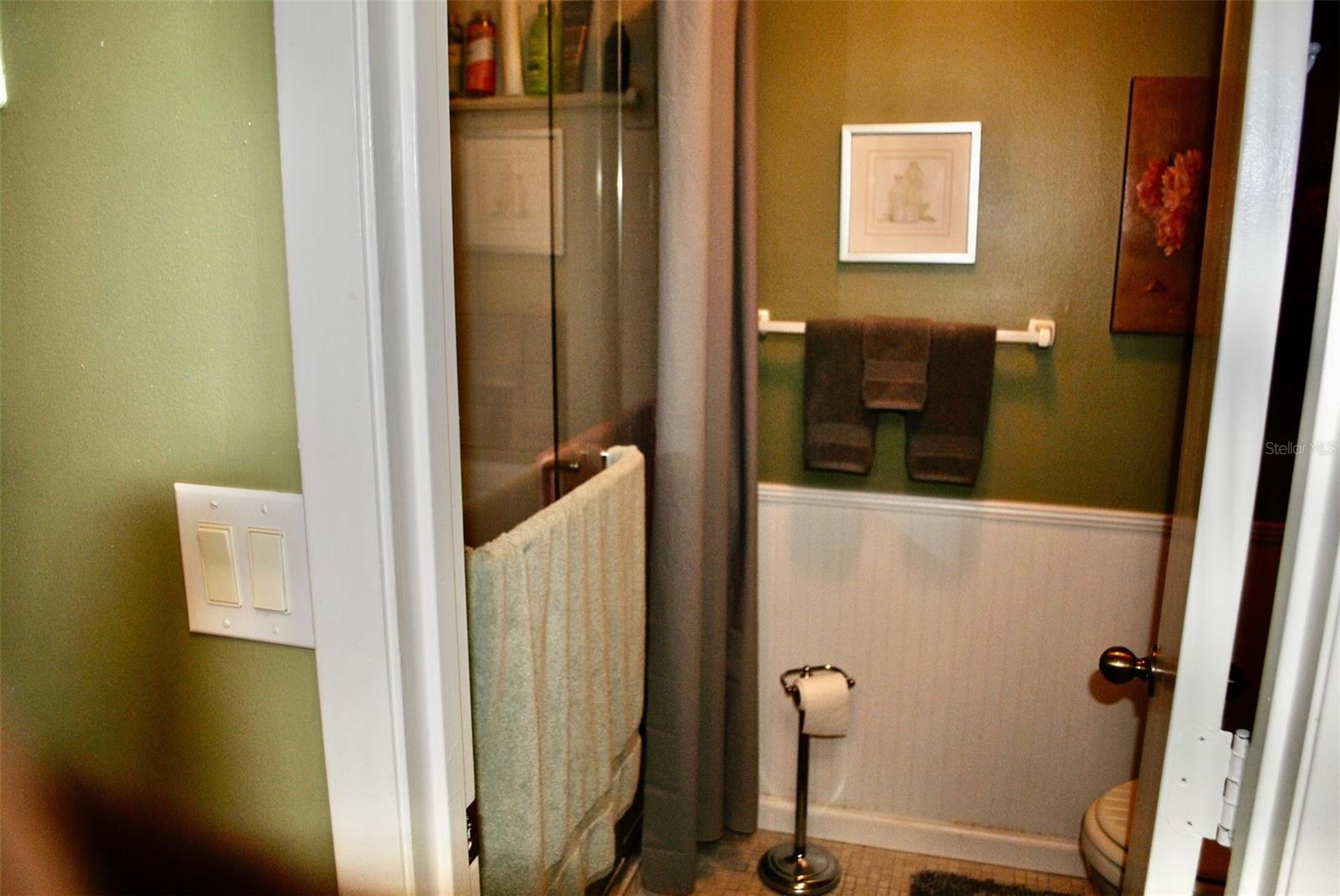 Image 18 of 21 For 80 Lance Court