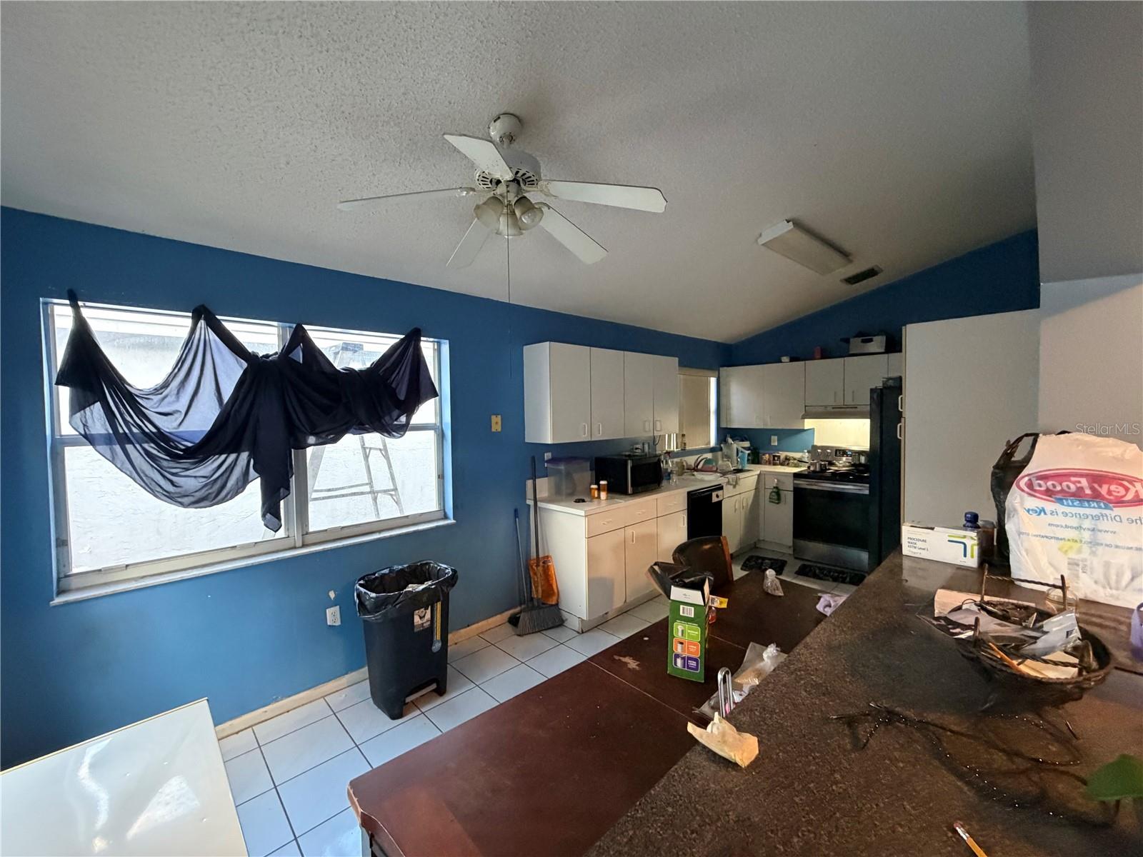 Image 10 of 27 For 19040 54th Avenue