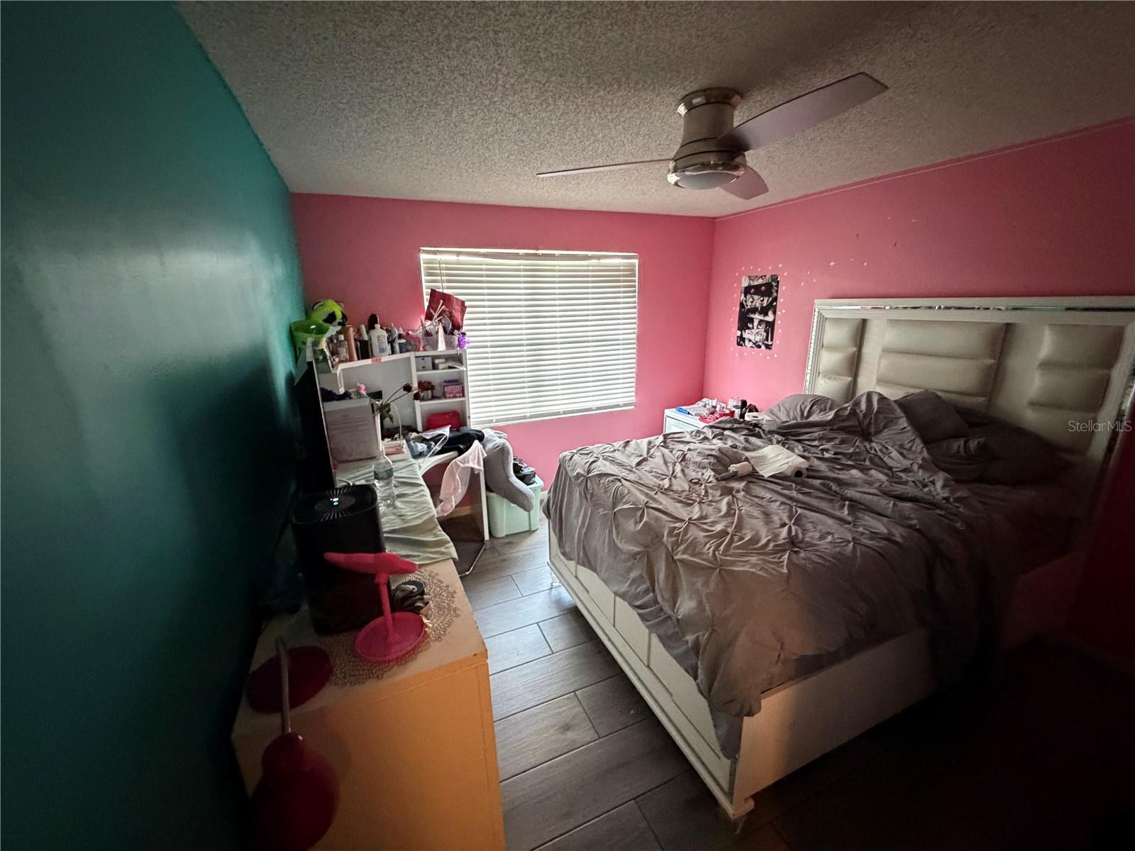 Image 16 of 27 For 19040 54th Avenue