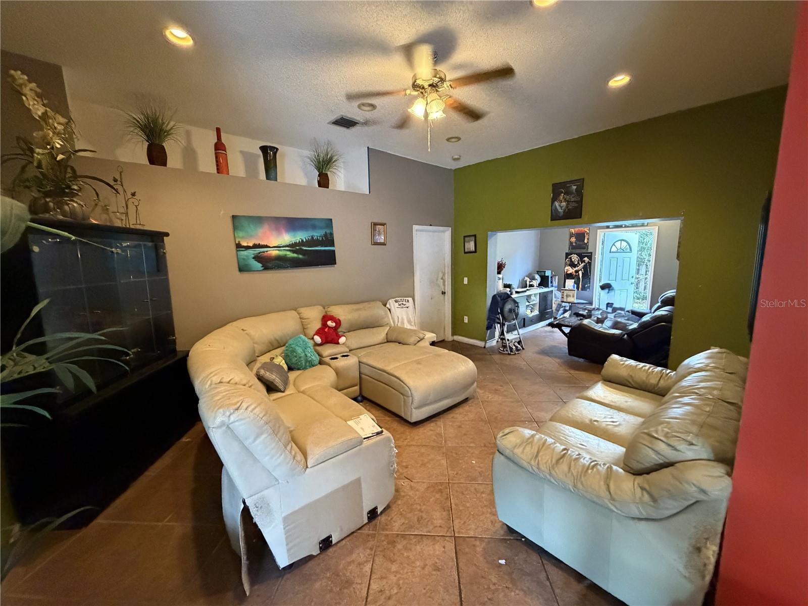 Image 7 of 27 For 19040 54th Avenue