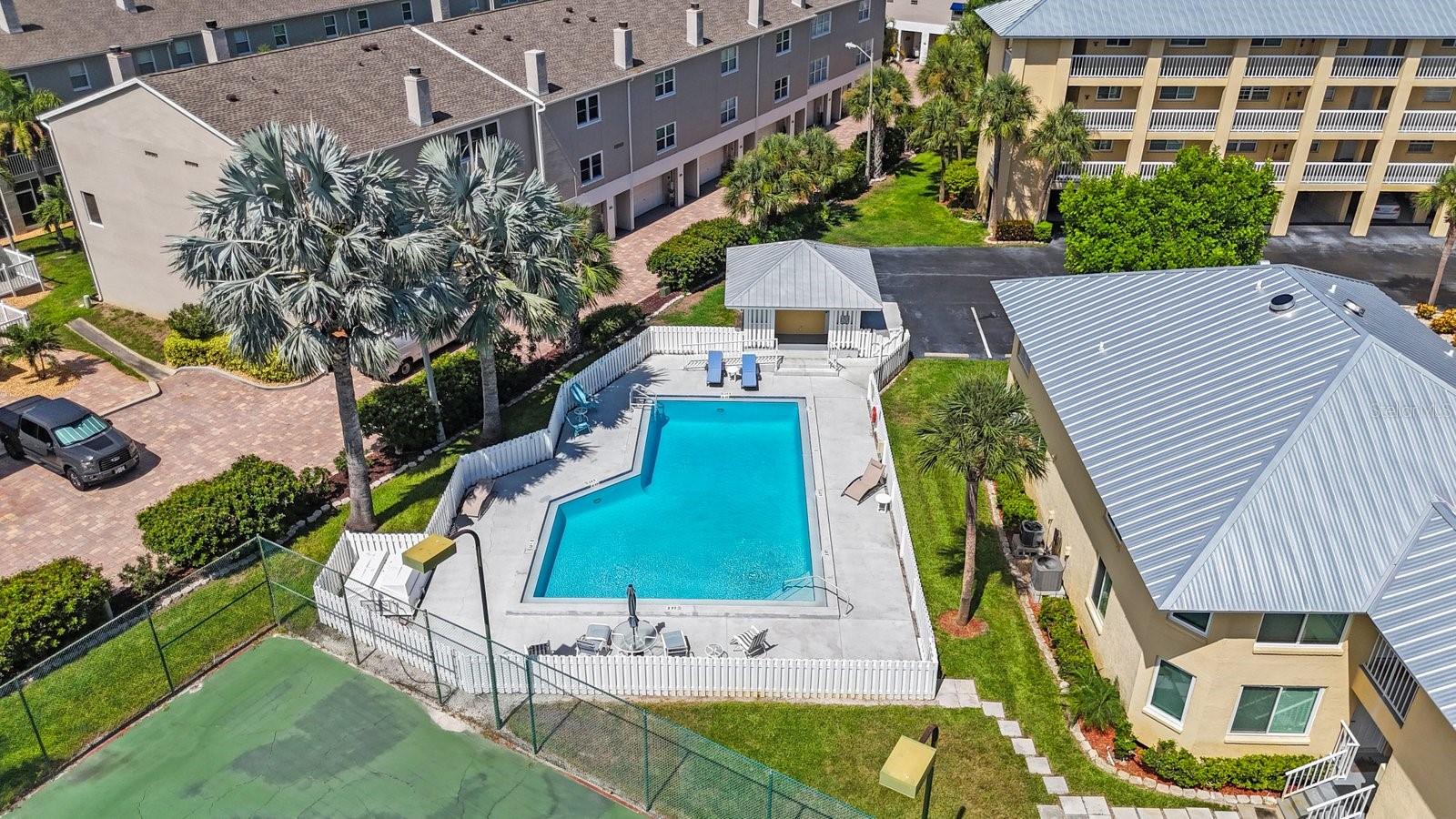 Image 34 of 43 For 1125 Pinellas Bayway S 305