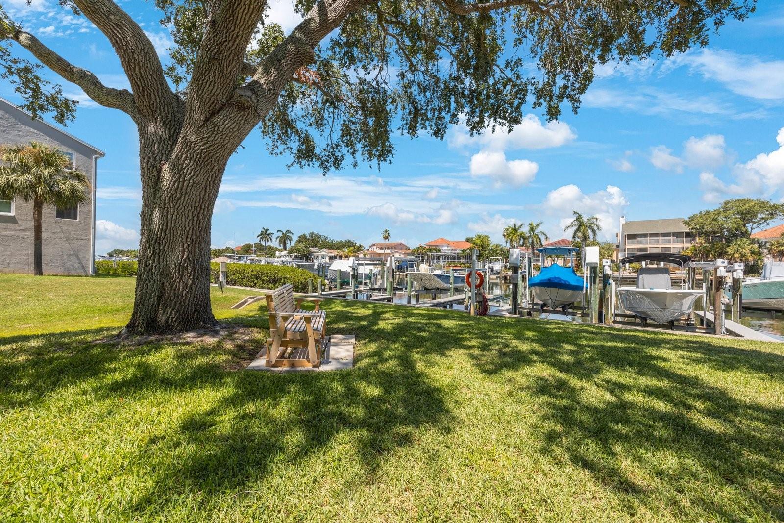 Image 41 of 43 For 1125 Pinellas Bayway S 305