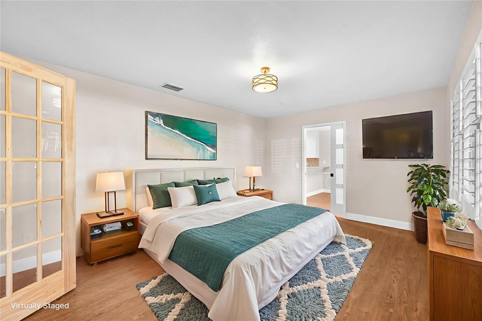 Image 11 of 64 For 2004 Capri Road