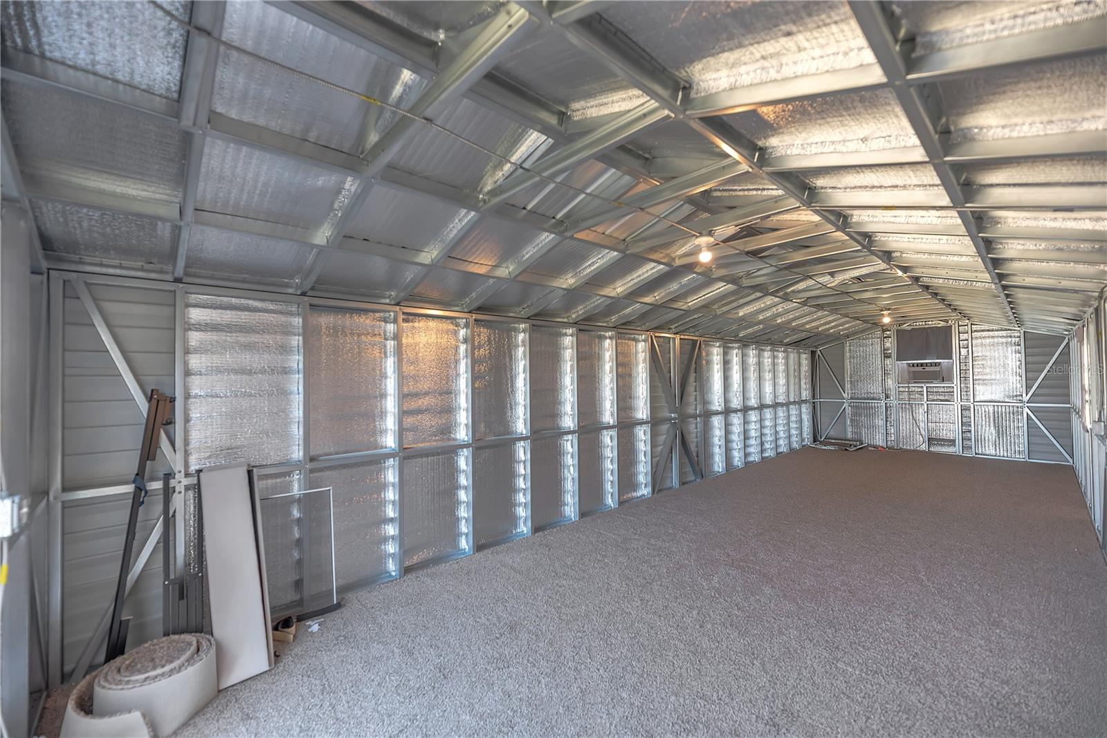 Image 33 of 64 For 2004 Capri Road