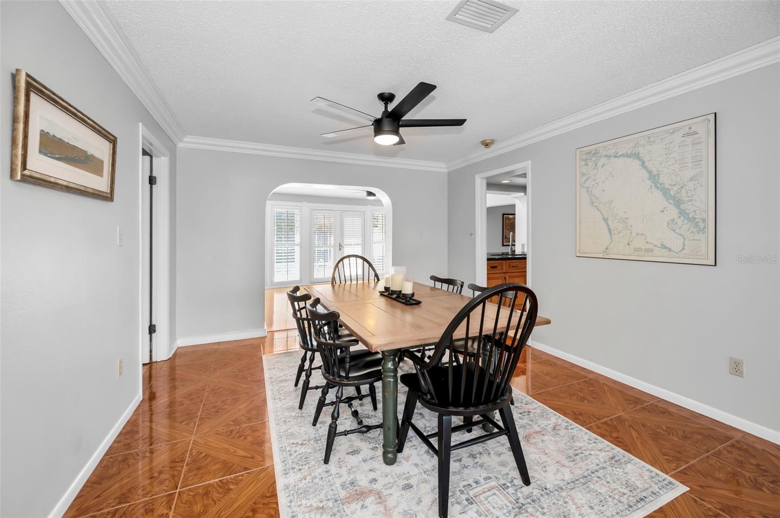 Image 12 of 53 For 1665 Shaker Lane