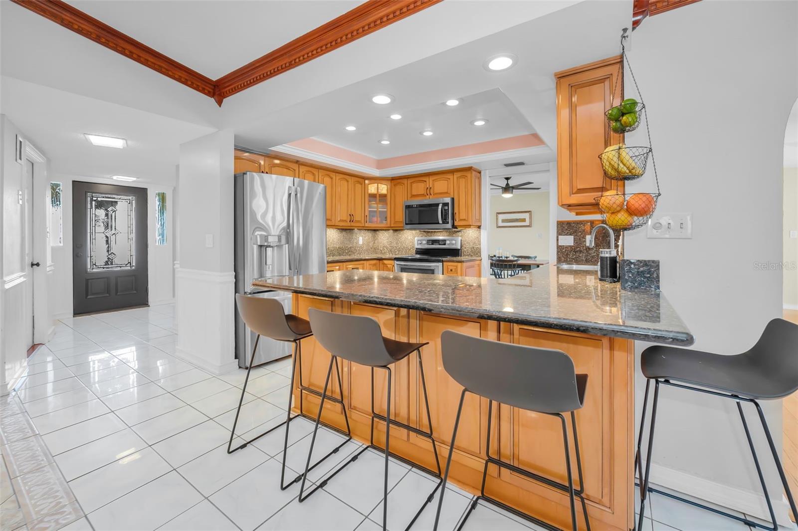 Image 17 of 53 For 1665 Shaker Lane