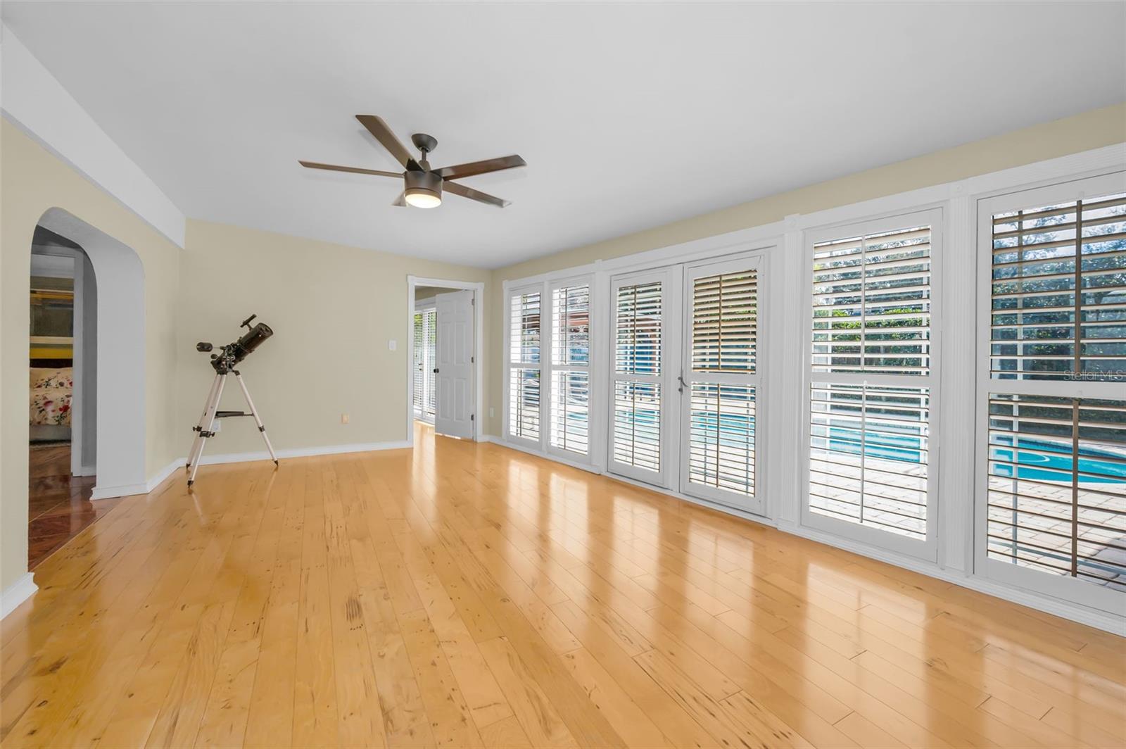 Image 22 of 53 For 1665 Shaker Lane