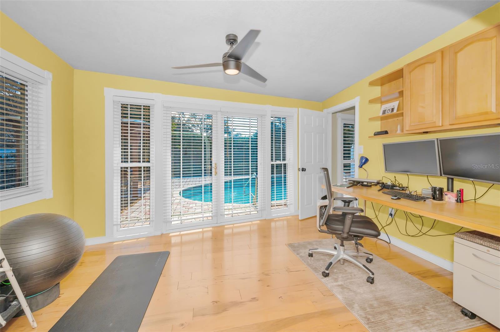 Image 27 of 53 For 1665 Shaker Lane