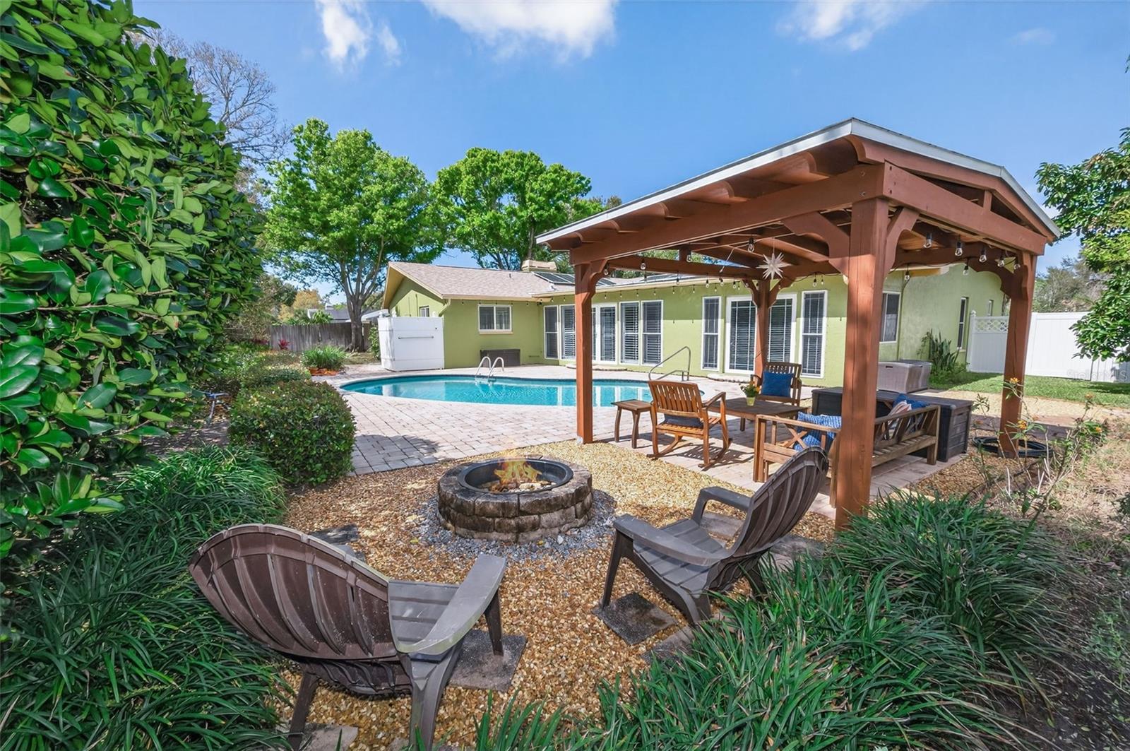 Image 35 of 53 For 1665 Shaker Lane