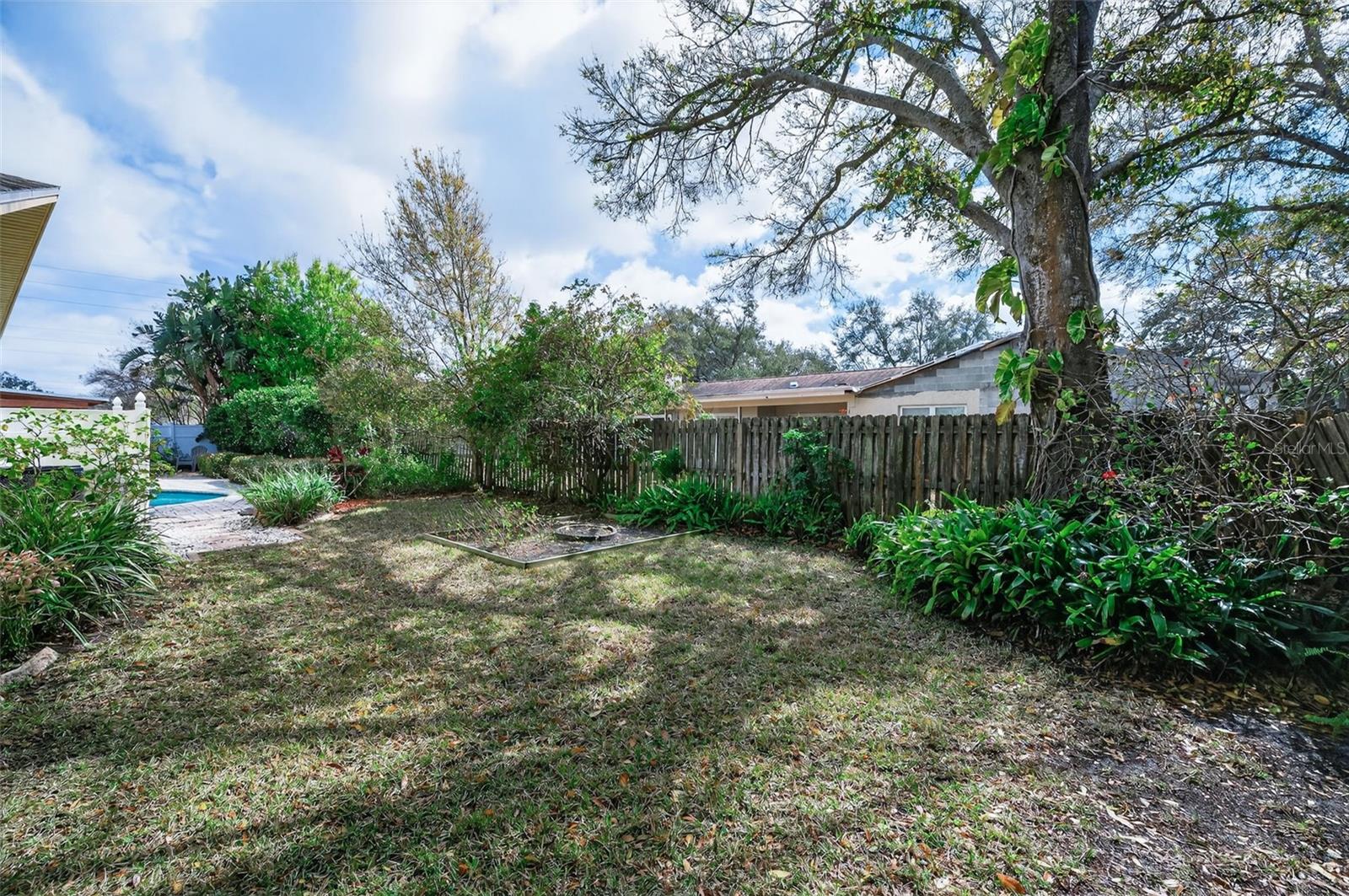 Image 39 of 53 For 1665 Shaker Lane