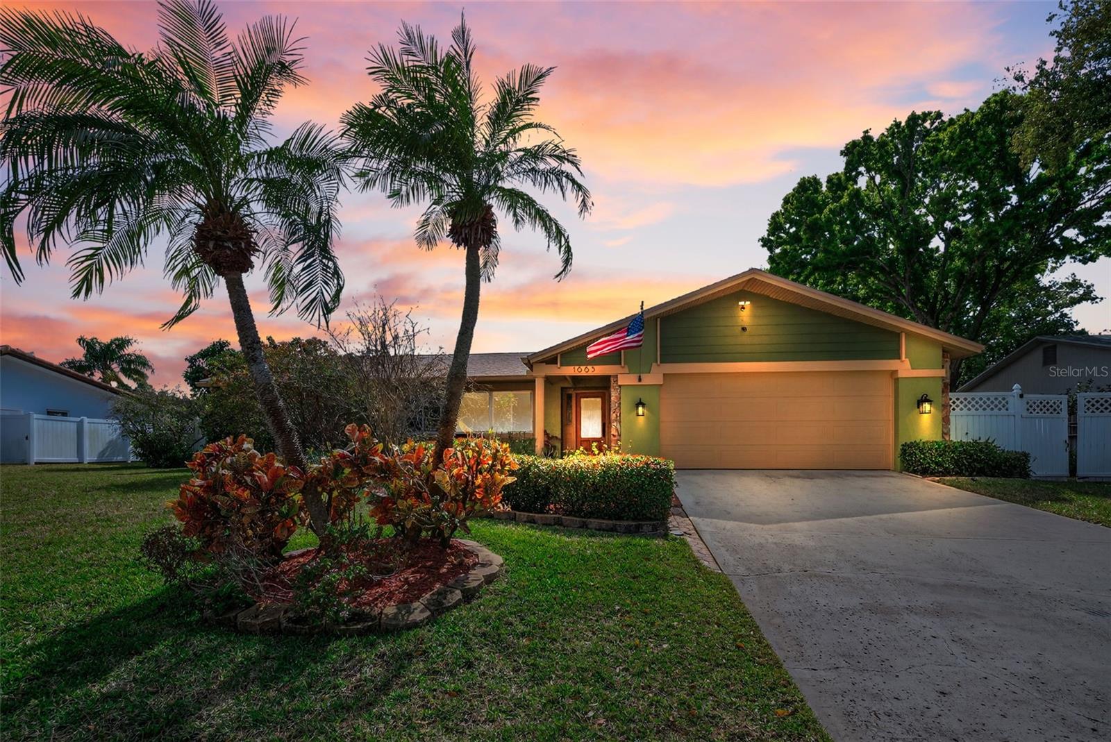 Image 42 of 53 For 1665 Shaker Lane