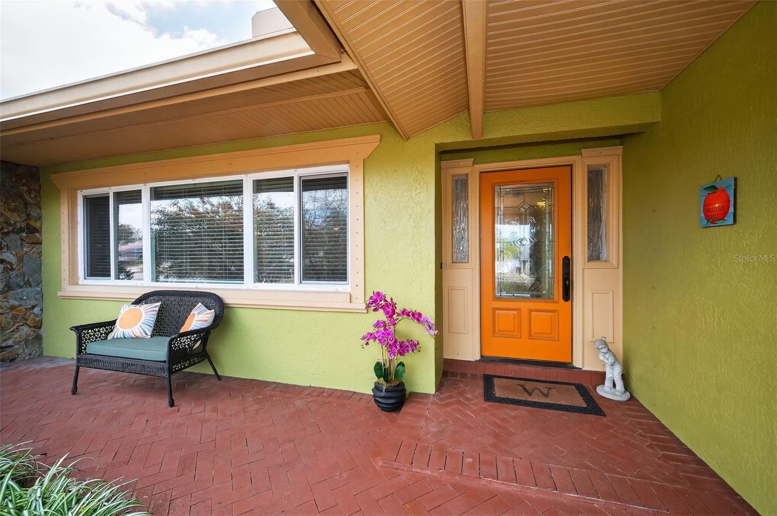 Image 6 of 53 For 1665 Shaker Lane