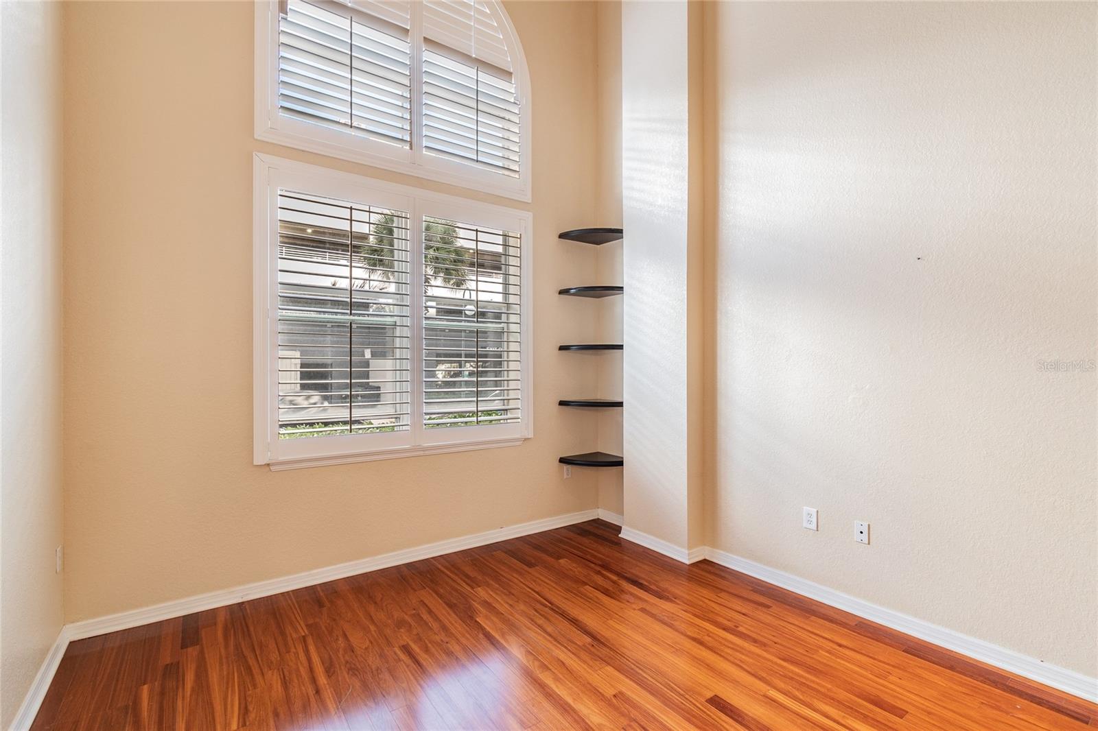 Image 18 of 54 For 700 Harbour Island Boulevard 133