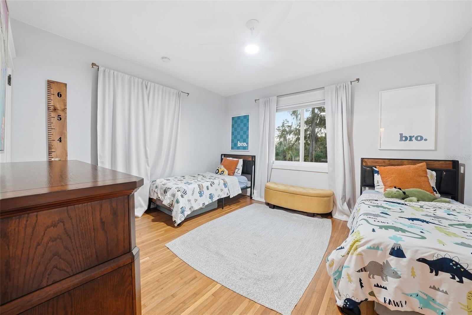 Image 37 of 68 For 344 Rio Vista Court