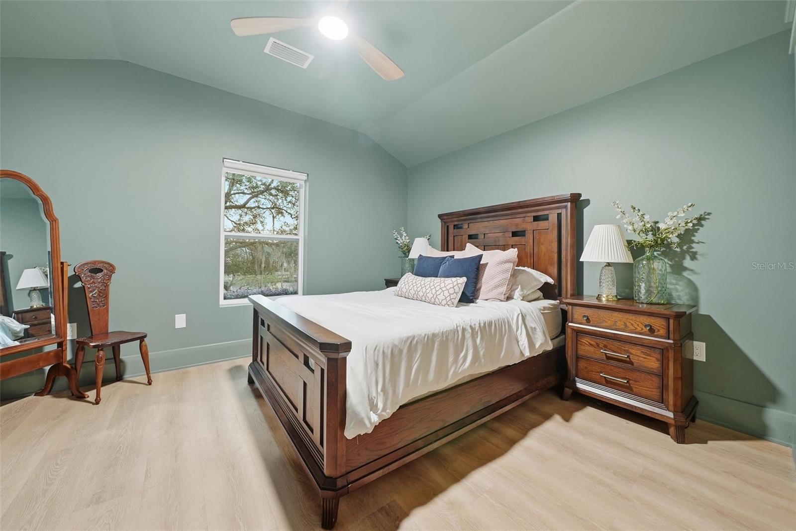 Image 45 of 68 For 344 Rio Vista Court