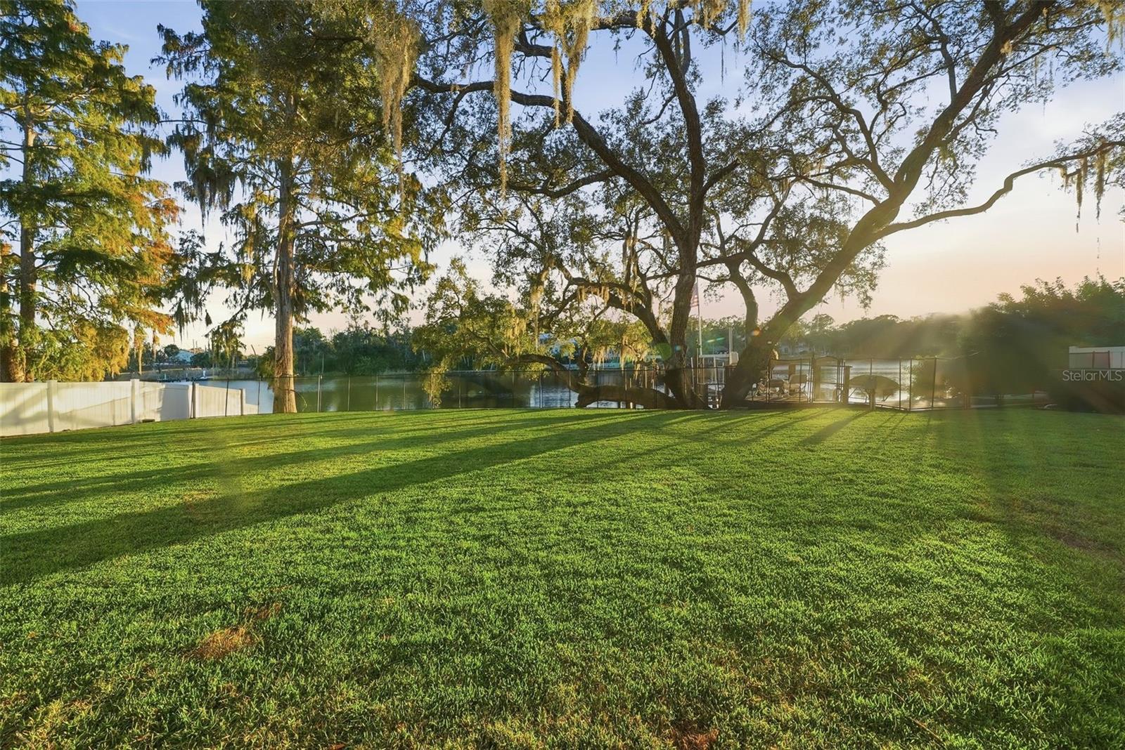 Image 52 of 68 For 344 Rio Vista Court