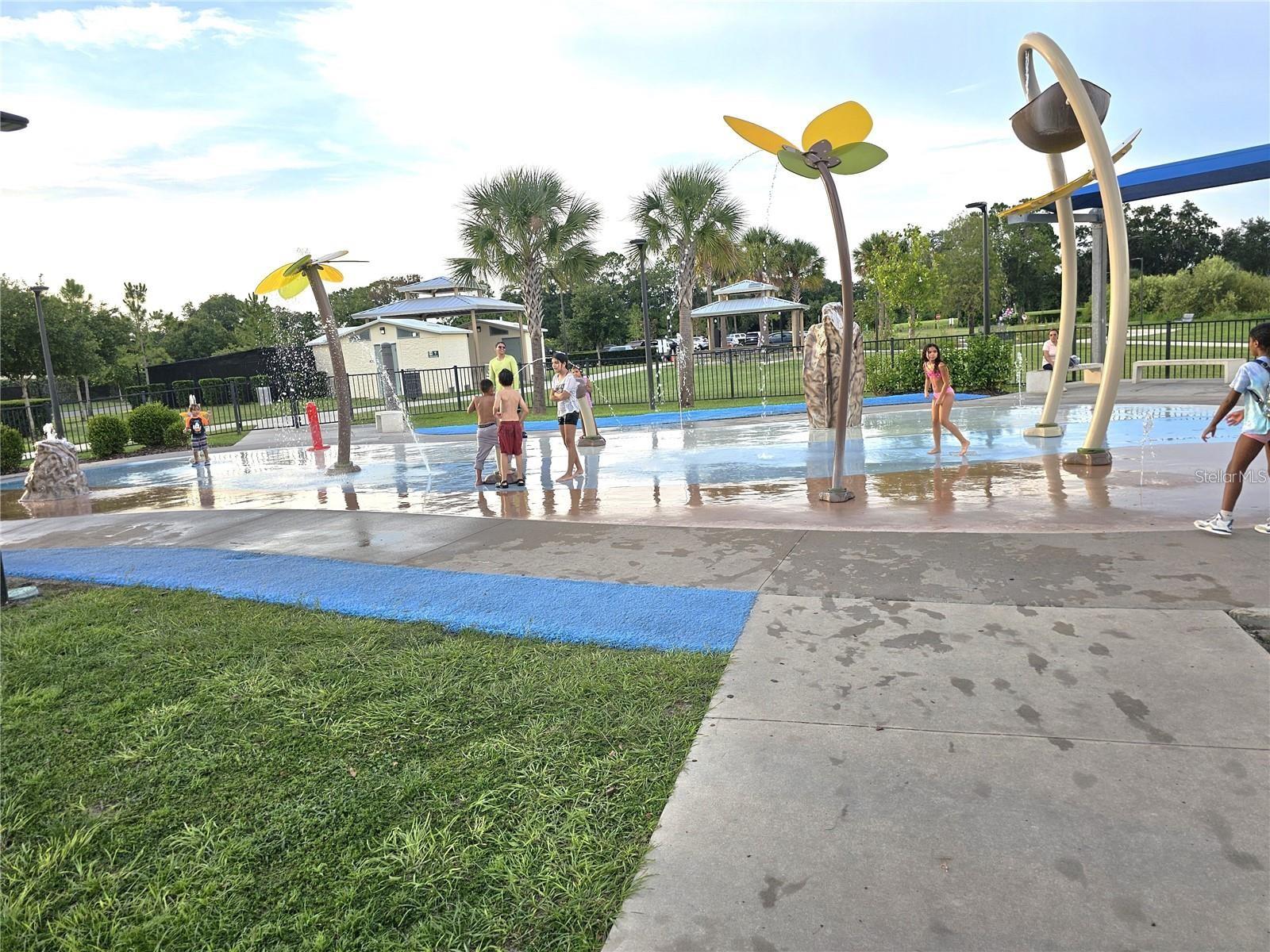 Image 20 of 24 For 13608 Village Drive 6204