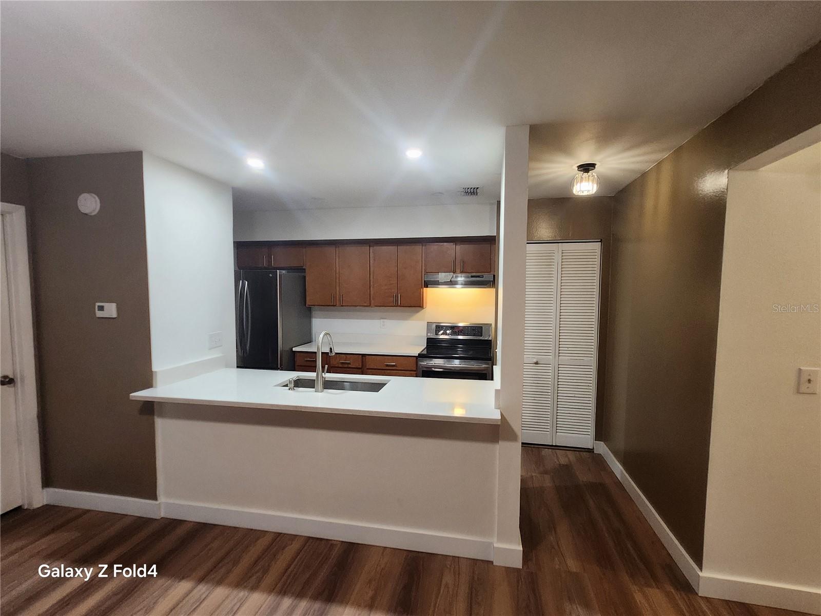 Image 4 of 24 For 13608 Village Drive 6204