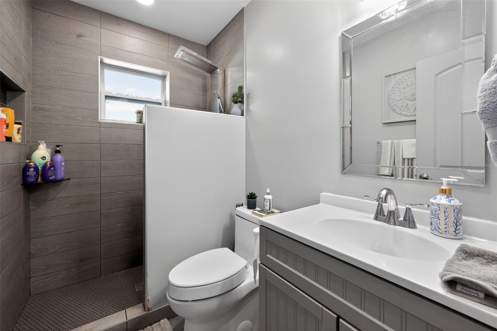 Image 17 of 30 For 2538 Sherman Street