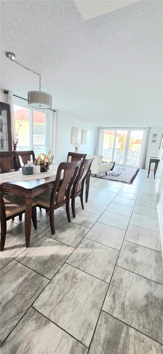 Image 6 of 21 For 1012 Pearce Drive 307