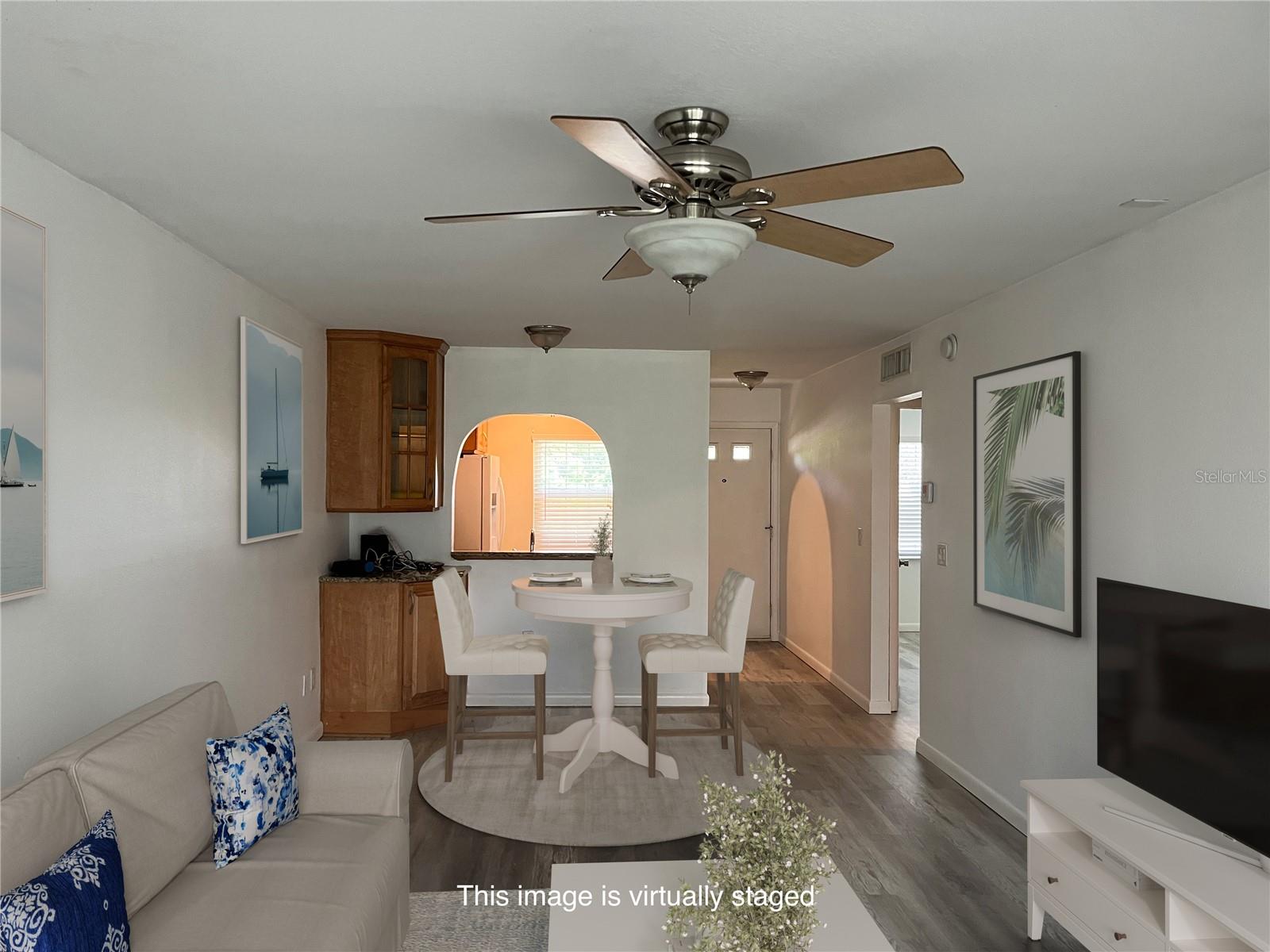 Image 6 of 27 For 3160 Highlands Boulevard 3160