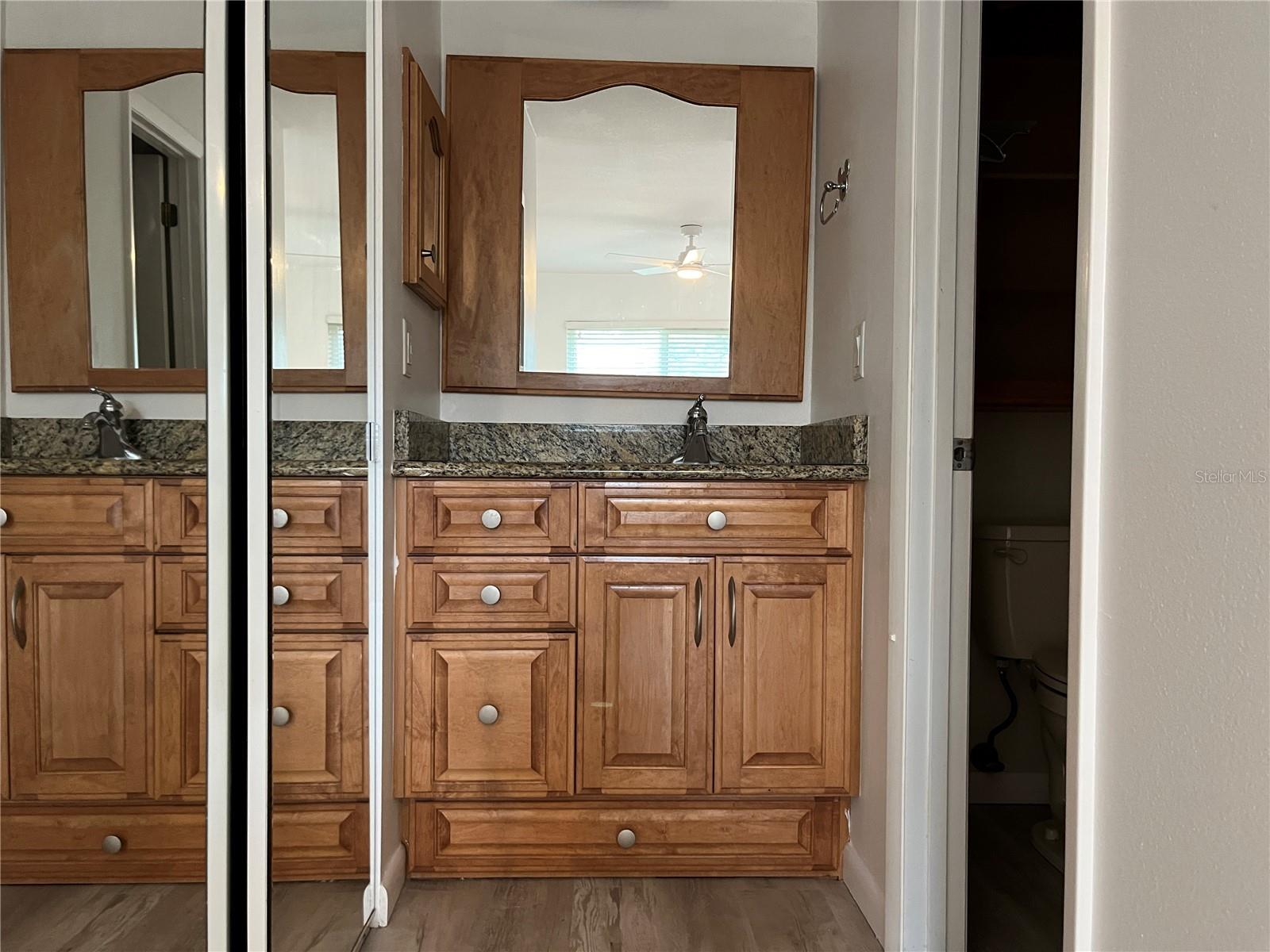 Image 9 of 27 For 3160 Highlands Boulevard 3160