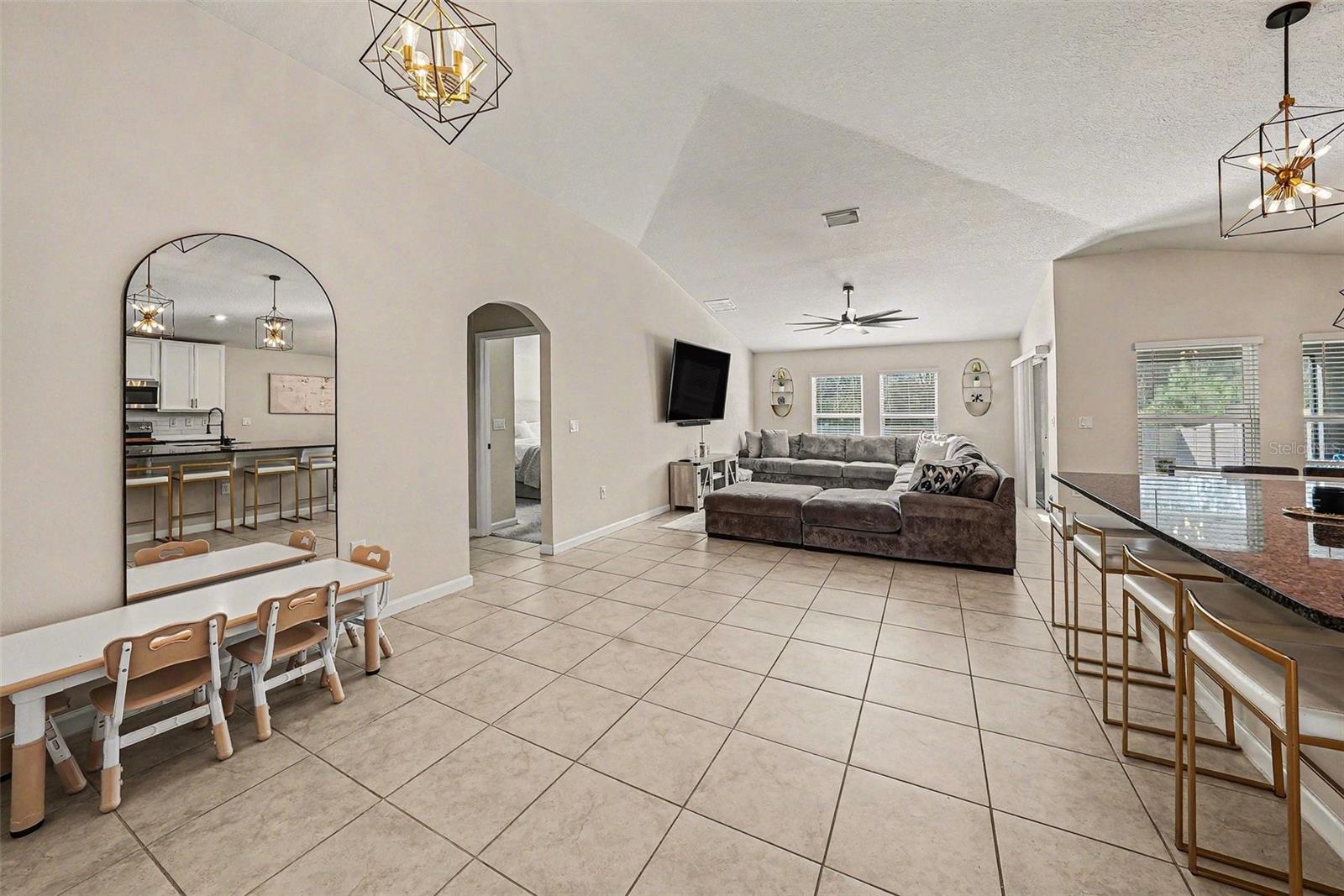 Image 9 of 32 For 18400 Hunters Meadow Walk