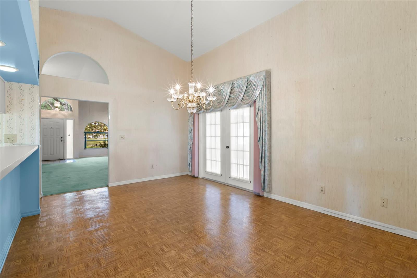 Image 11 of 42 For 5245 Venice Way Ne