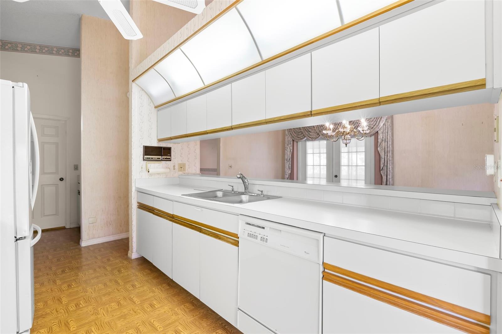 Image 17 of 42 For 5245 Venice Way Ne