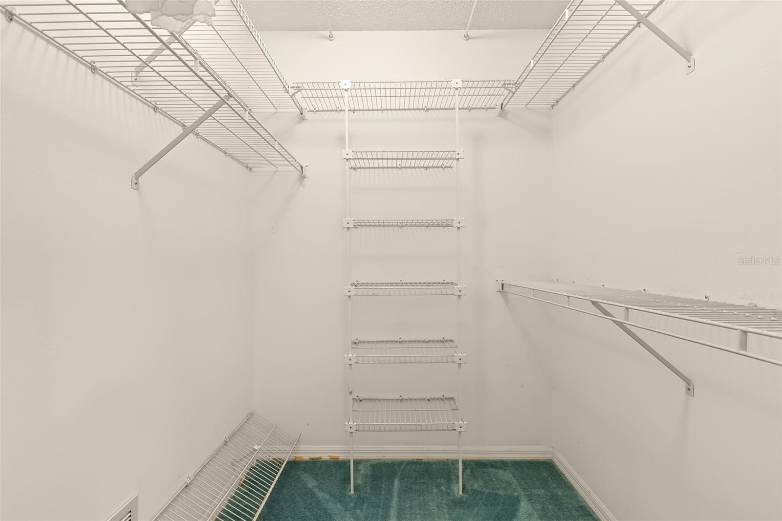 Image 32 of 42 For 5245 Venice Way Ne