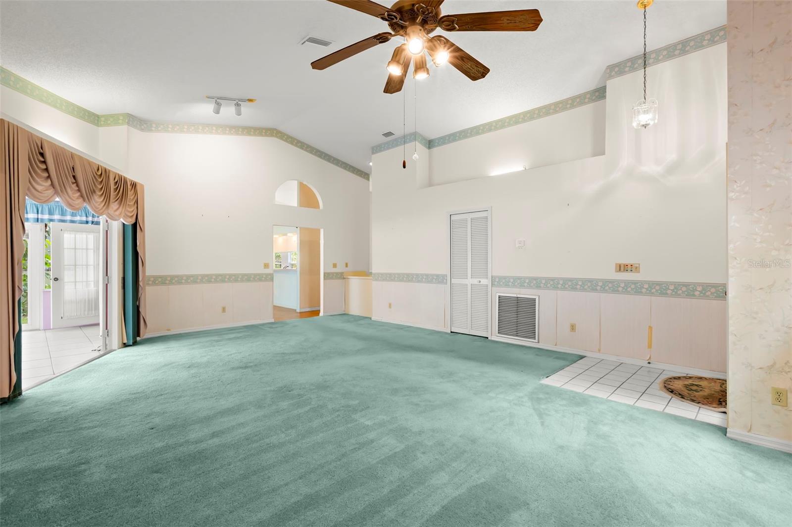 Image 4 of 42 For 5245 Venice Way Ne