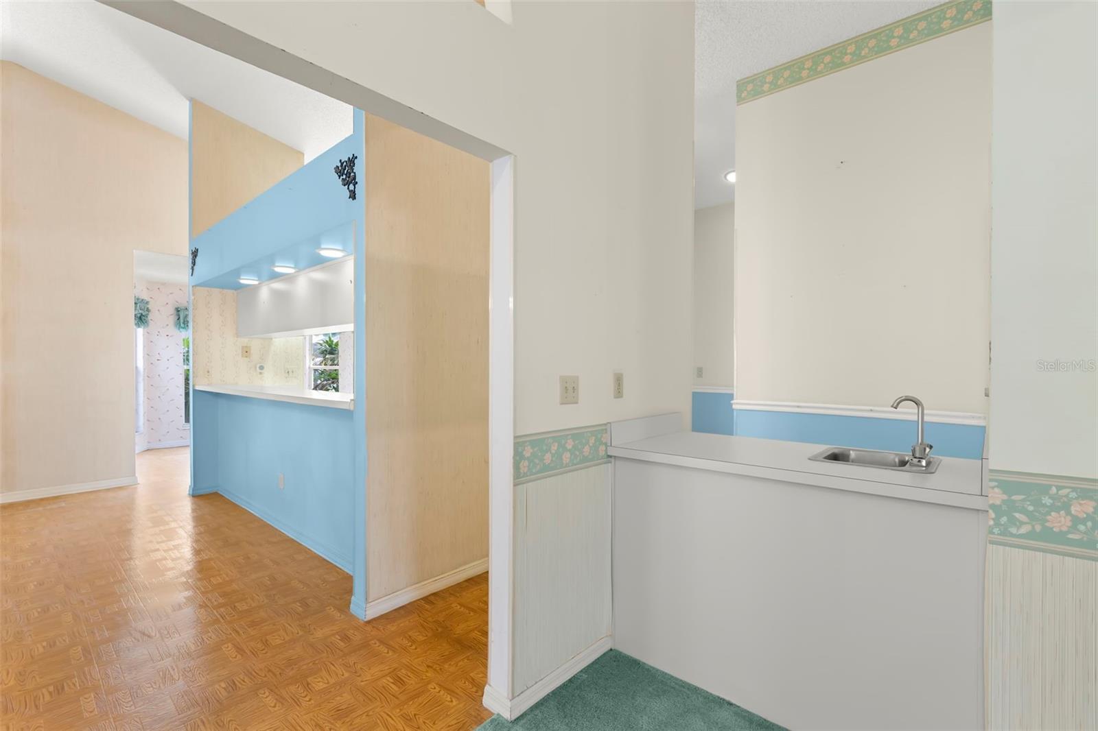 Image 6 of 42 For 5245 Venice Way Ne