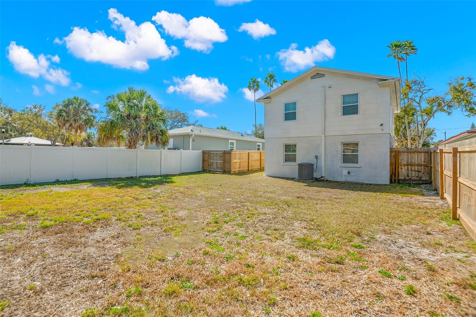 Image 28 of 38 For 1613 Martin Luther King Jr Avenue