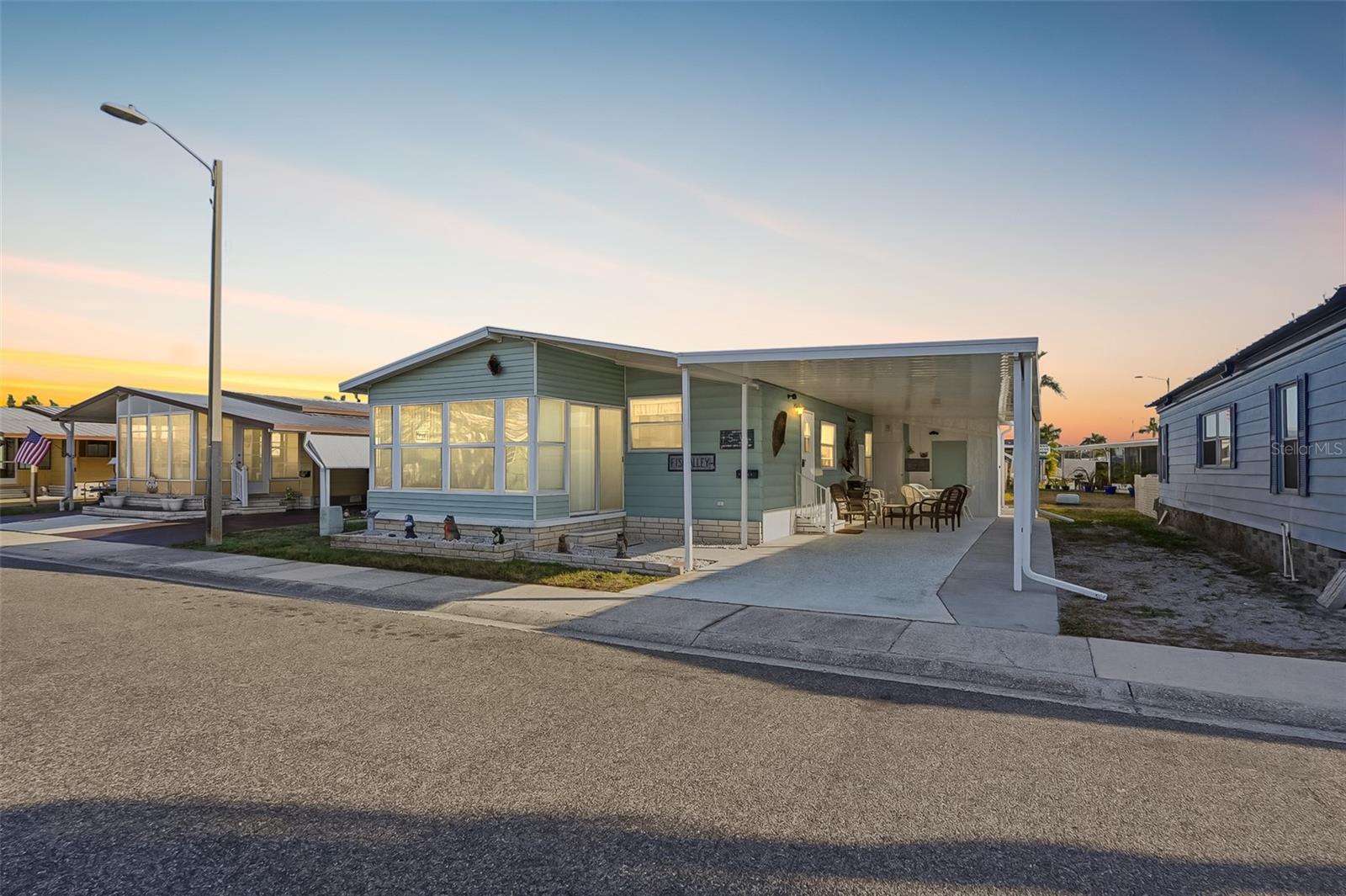 Details for 82403 New Circle Drive N, PINELLAS PARK, FL 33781