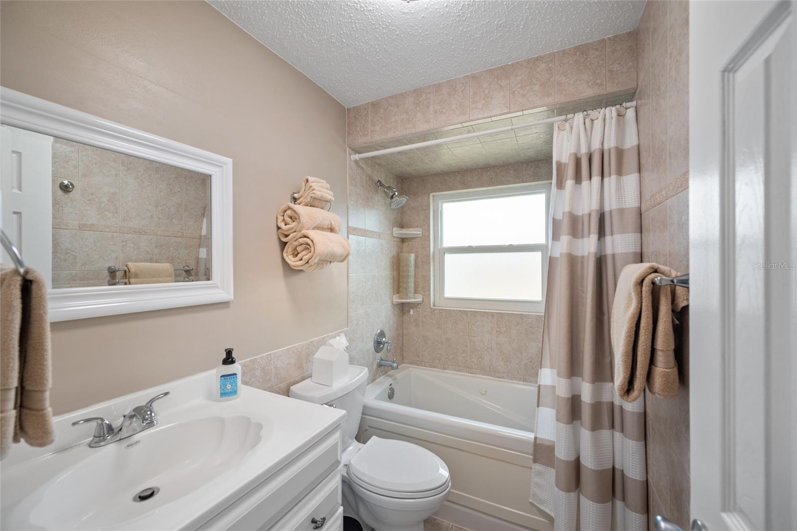 Image 17 of 34 For 11837 Boynton Lane 11837