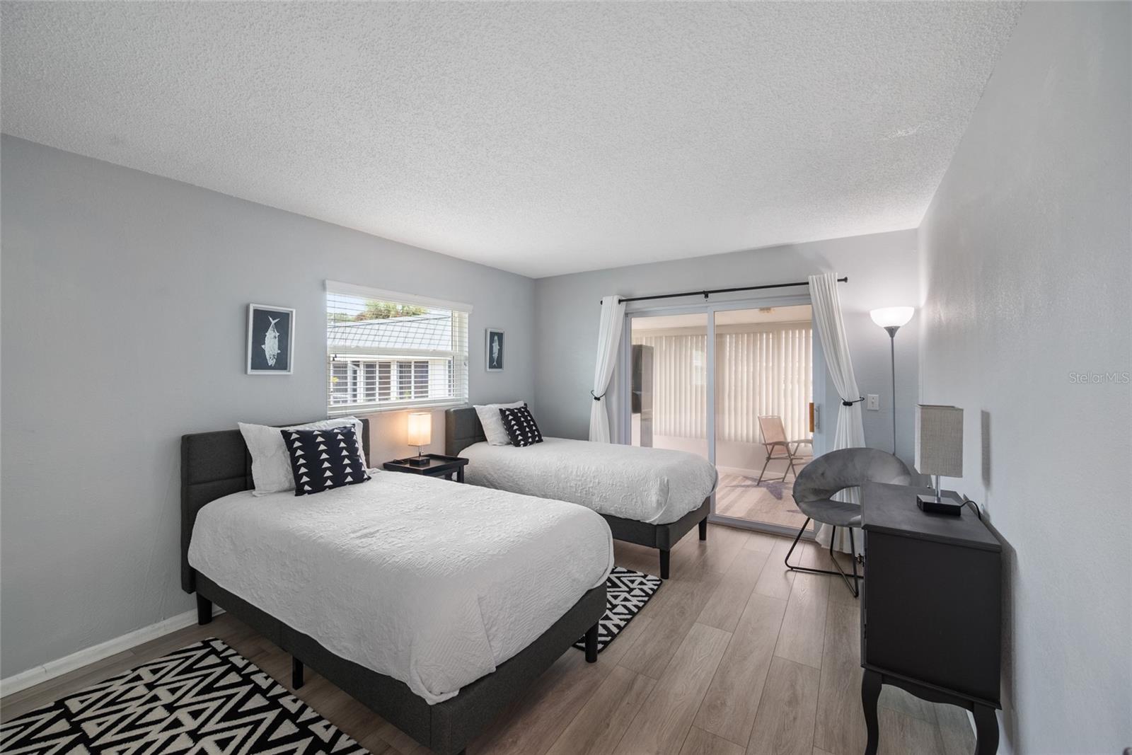 Image 21 of 34 For 11837 Boynton Lane 11837