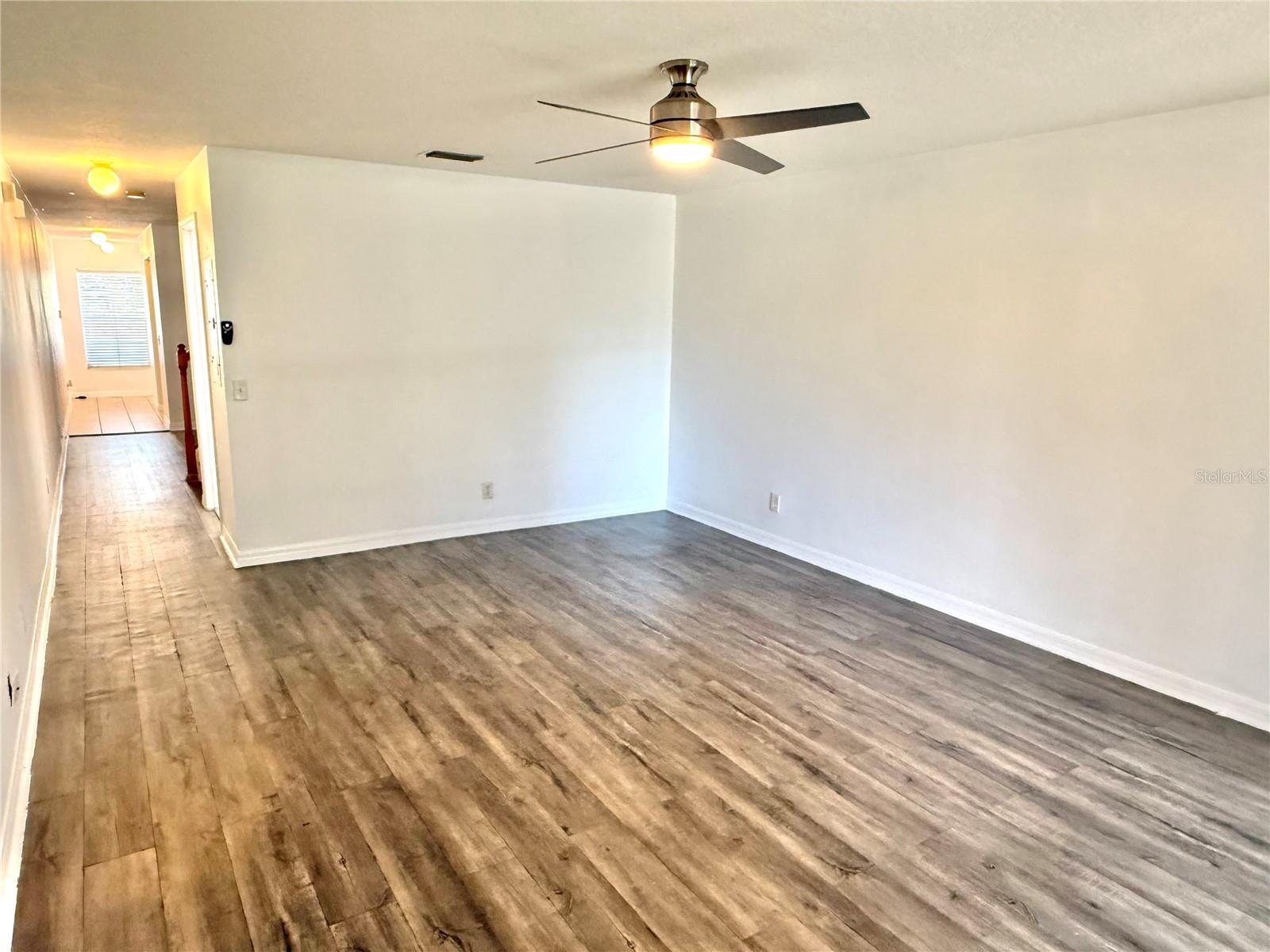 Image 15 of 36 For 9544 Charlesberg Drive