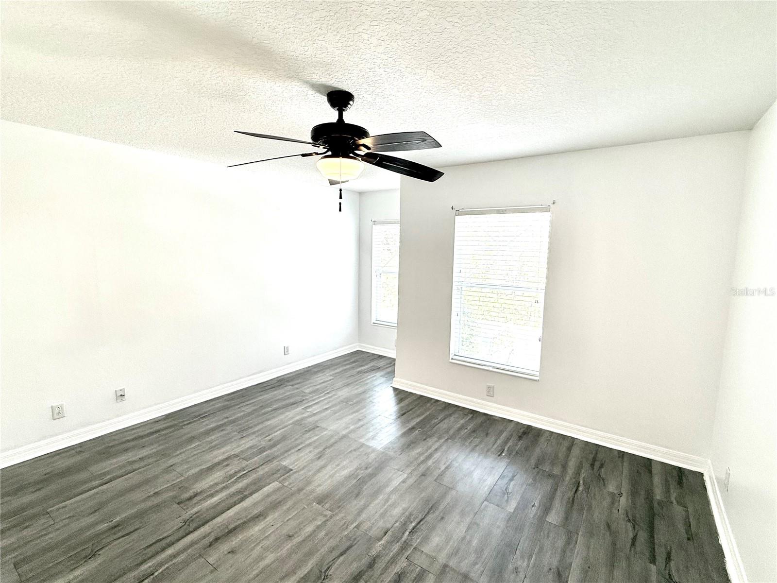 Image 20 of 36 For 9544 Charlesberg Drive