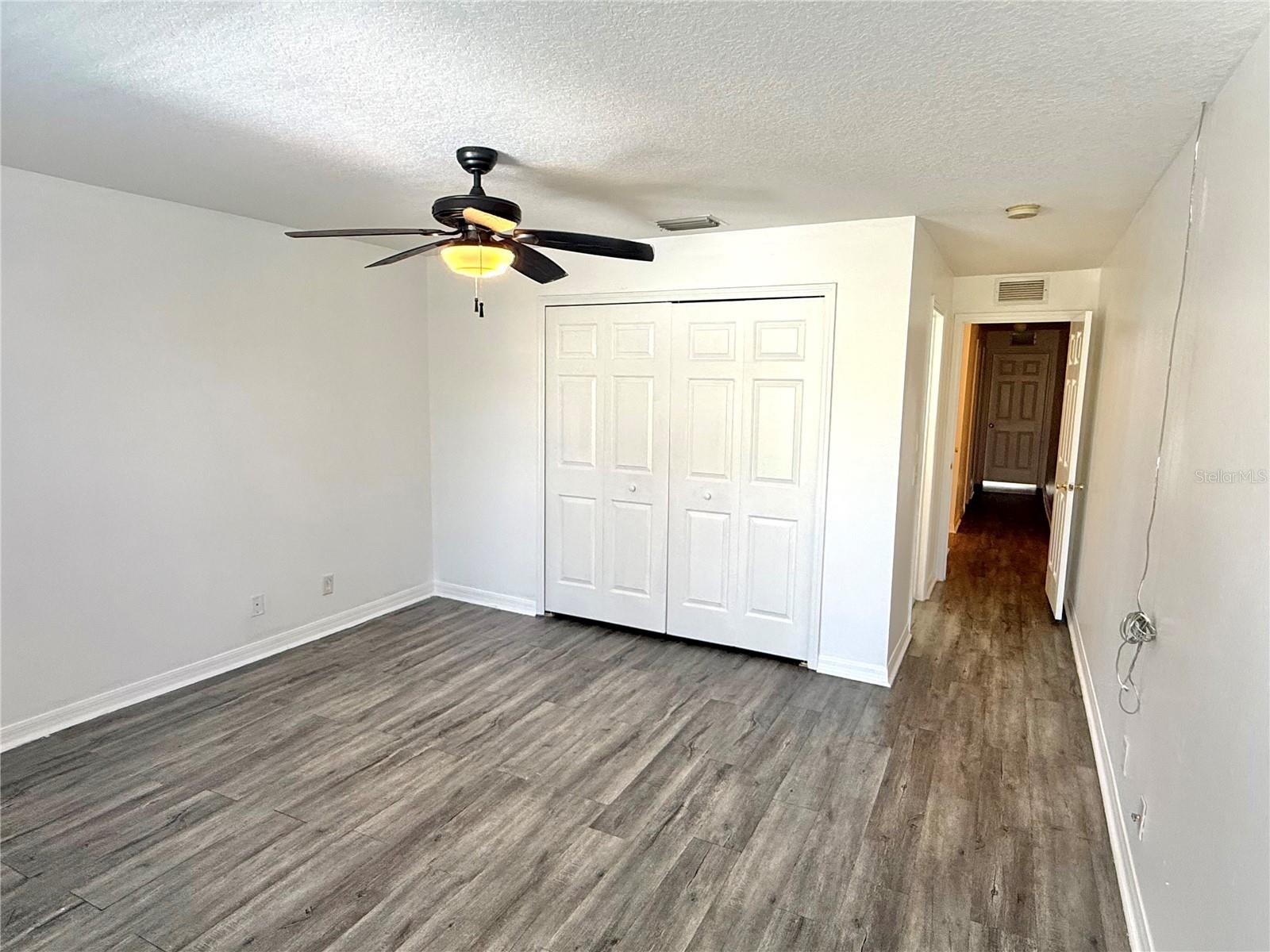 Image 21 of 36 For 9544 Charlesberg Drive