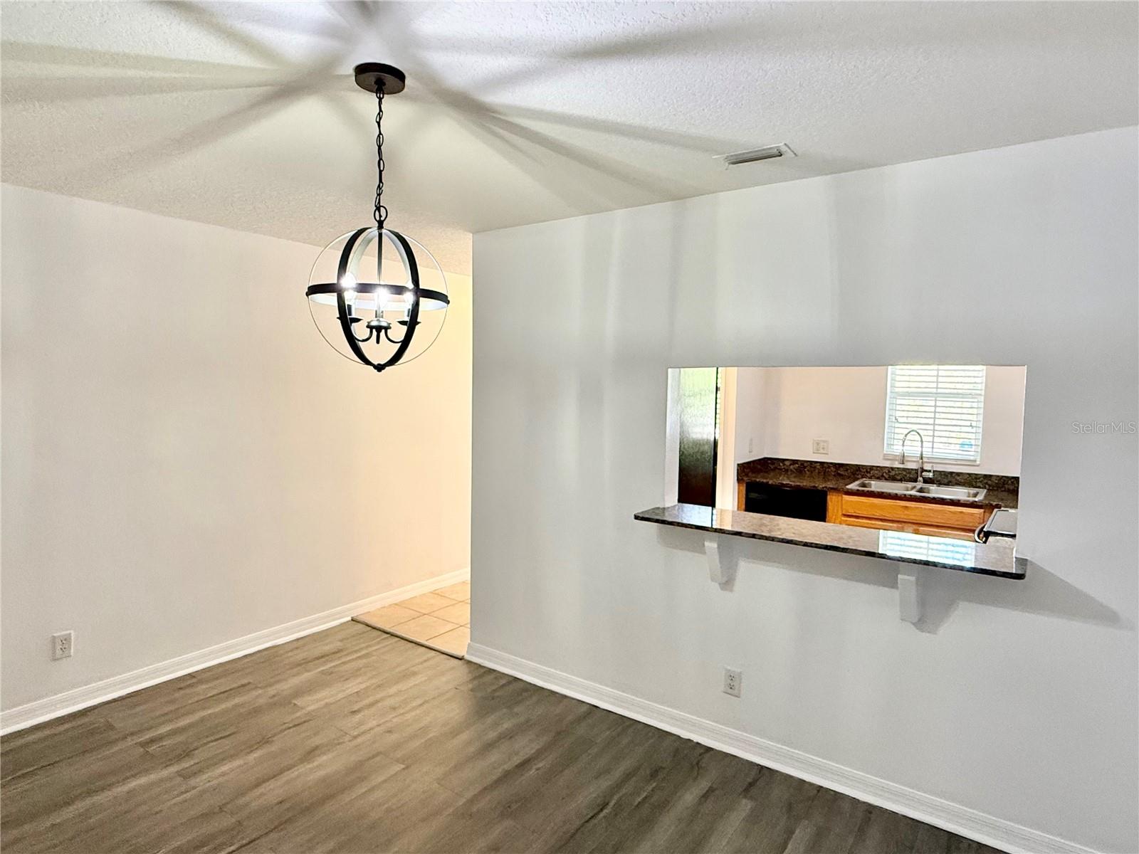 Image 8 of 36 For 9544 Charlesberg Drive