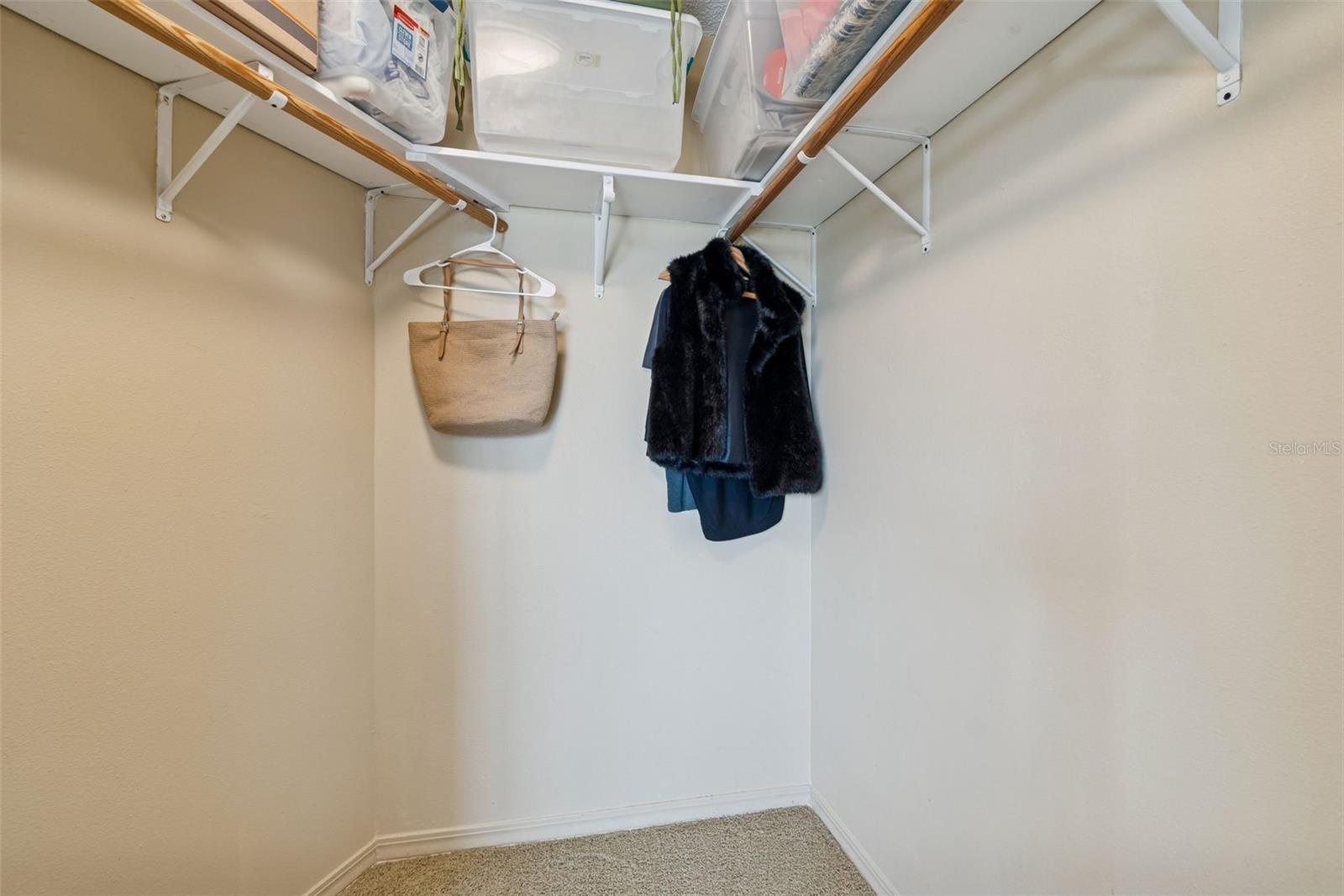 Image 19 of 48 For 700 Beach Drive Ne 701